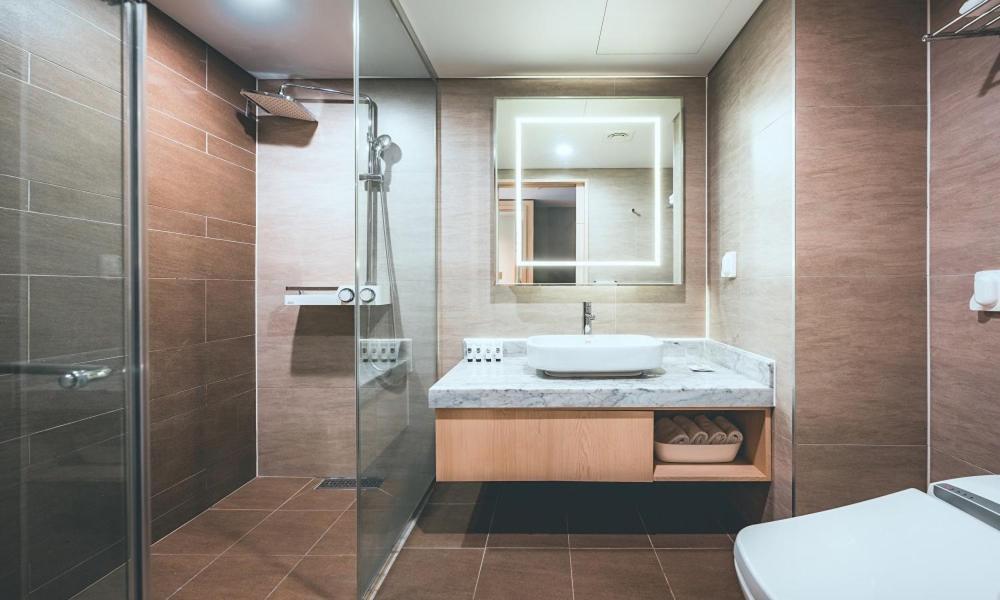 Wonju City Hotel Hyeoksin Exterior foto