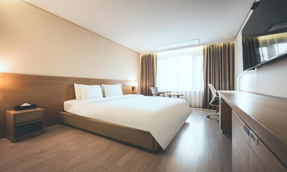 Wonju City Hotel Hyeoksin Exterior foto